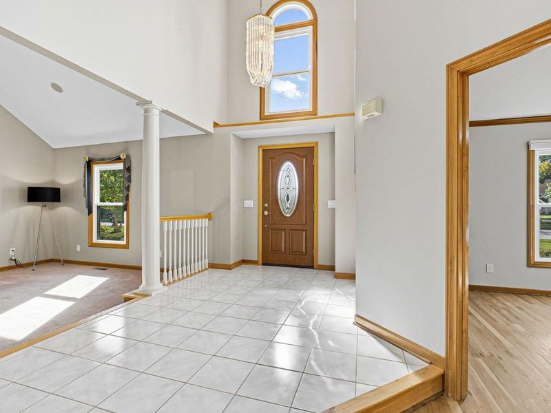 5962 Heritage Lakes Drive, Hilliard, OH 43026 Photo 13