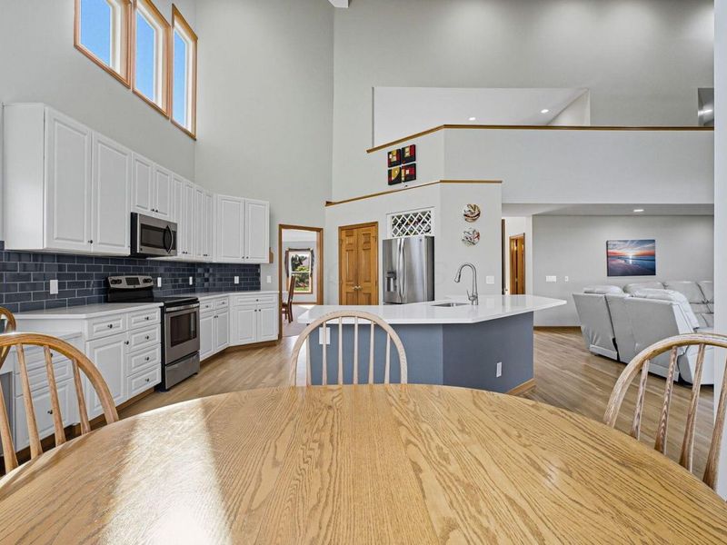 5962 Heritage Lakes Drive, Hilliard, OH 43026 Photo 31