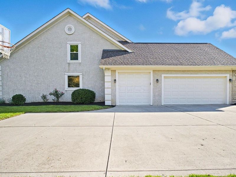 5962 Heritage Lakes Drive, Hilliard, OH 43026 Photo 8