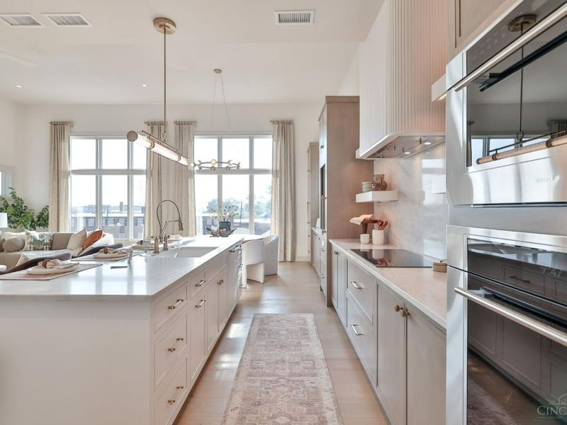 2930 Three Oaks Lane, Cincinnati, OH 45209 Photo 10