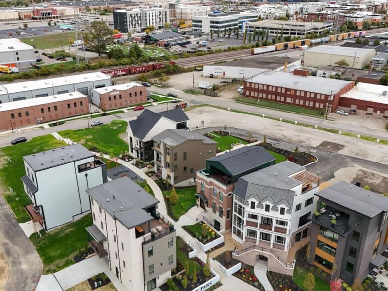 2930 Three Oaks Lane, Cincinnati, OH 45209 Photo 46