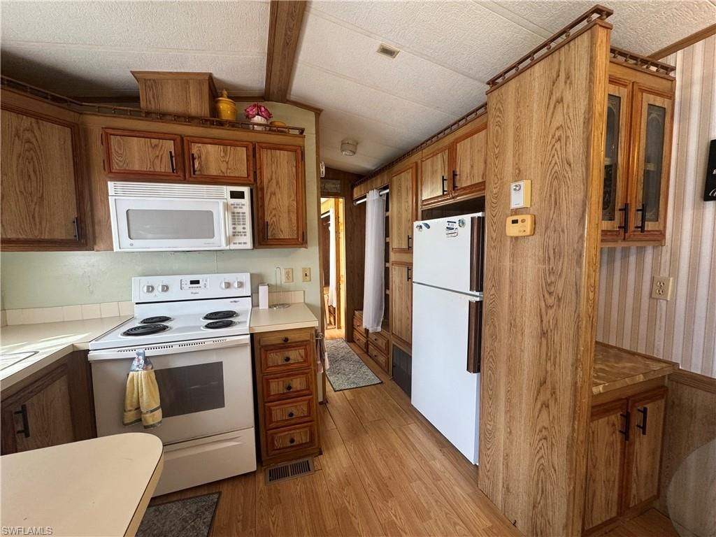 5 Fountain View Blvd, North Fort Myers, FL 33903 Photo