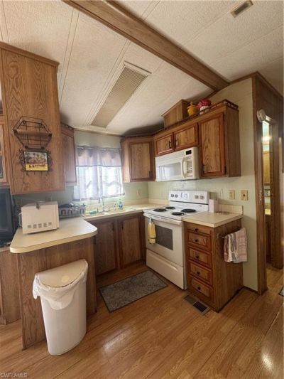 5 Fountain View Blvd, North Fort Myers, FL 33903 Photo