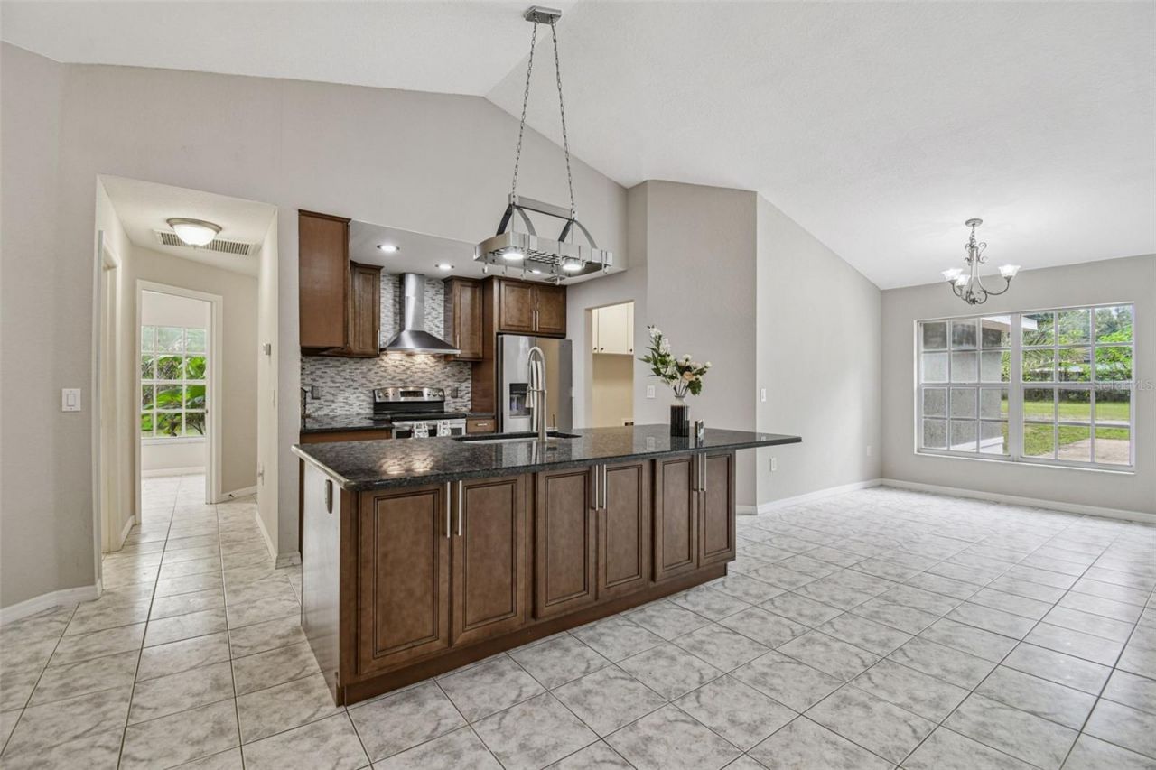 5504 Bruton Road, Plant City, FL 33565 Photo