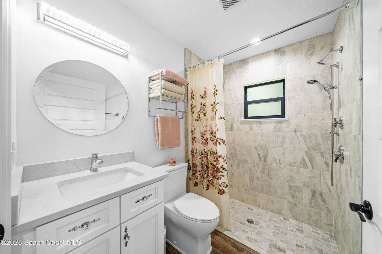 7010 Indian River Boulevard, Grant-valkaria, FL 32949 Photo