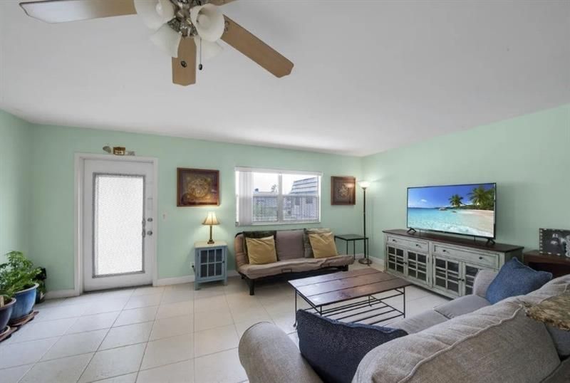 223 Flanders, Unit E, Delray Beach, FL 33484 Photo