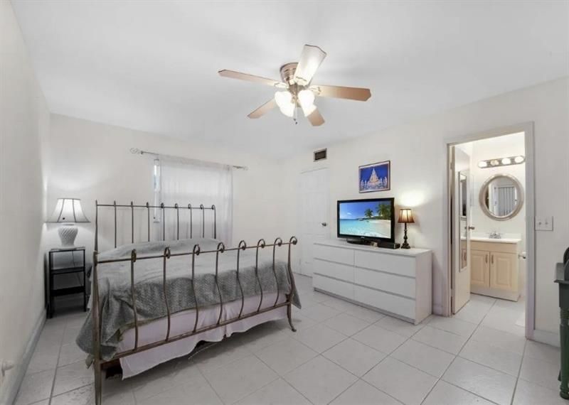 223 Flanders, Unit E, Delray Beach, FL 33484 Photo