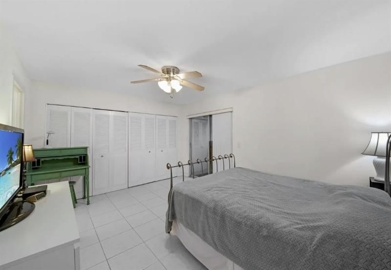 223 Flanders, Unit E, Delray Beach, FL 33484 Photo