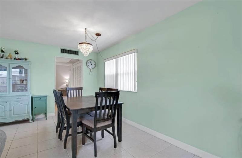 223 Flanders, Unit E, Delray Beach, FL 33484 Photo