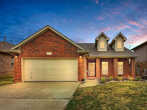 2713 Bull Shoals Drive, Fort Worth, TX 76131