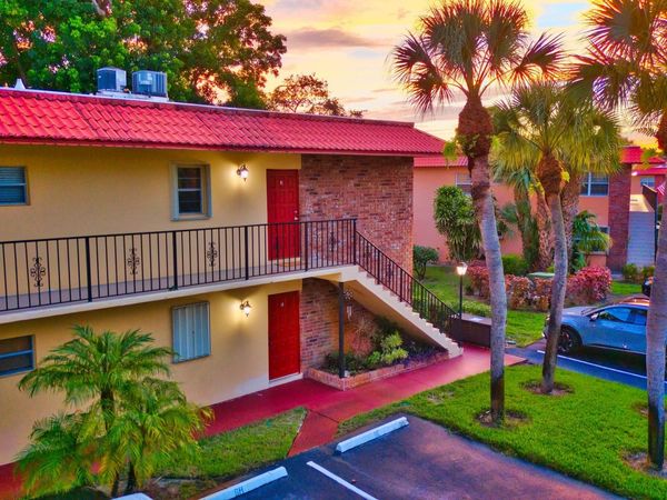 1911 SW Palm City Road, Unit J, Stuart, FL 34994