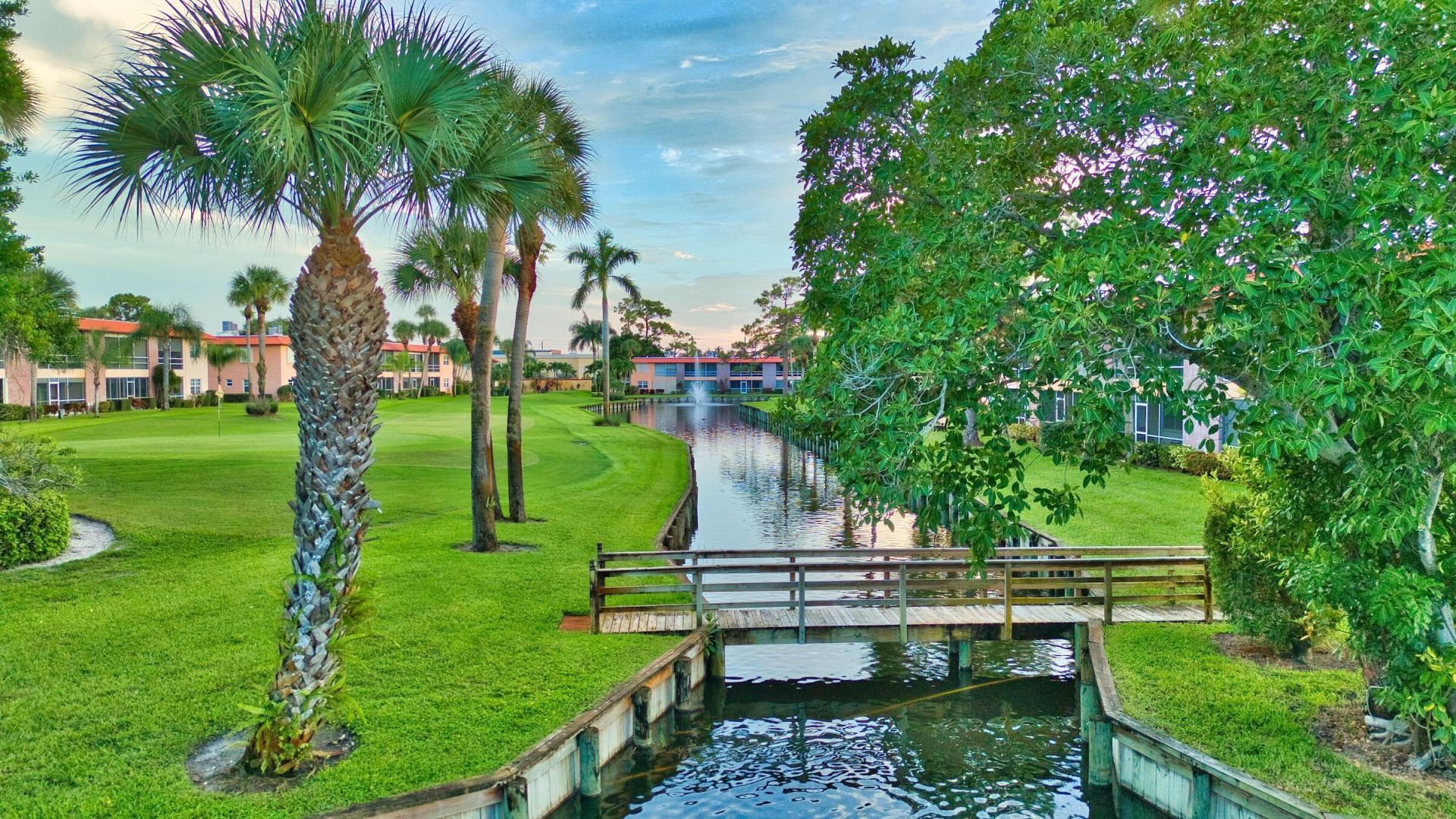 1911 SW Palm City Road, Unit J, Stuart, FL 34994 Photo