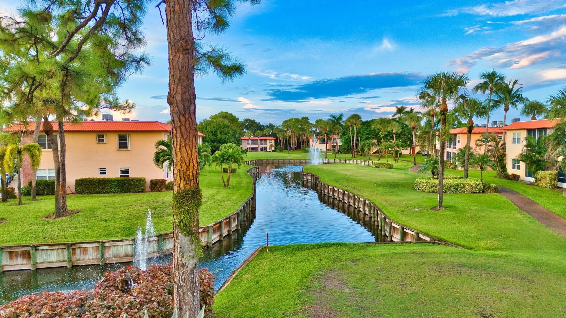 1911 SW Palm City Road, Unit J, Stuart, FL 34994 Photo