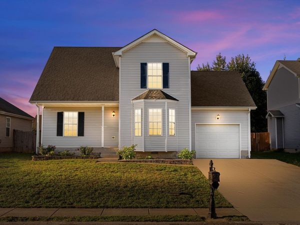 515 Fox Trot Dr, Clarksville, TN 37042