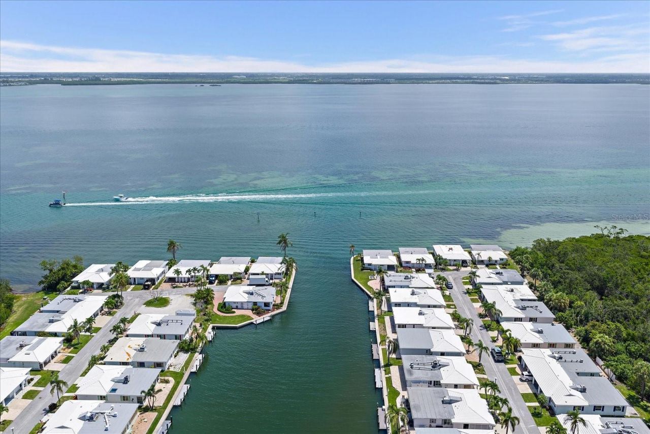 669 Spanish Drive N, Unit 21, Longboat Key, FL 34228 Photo