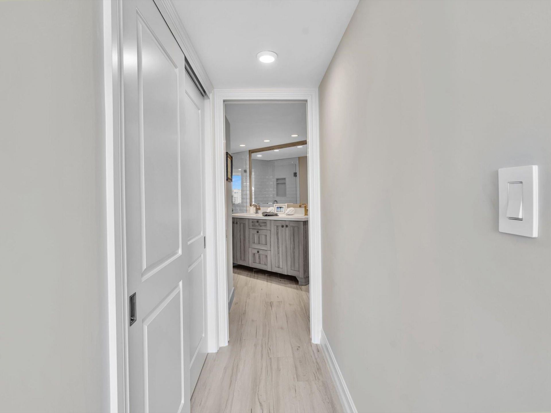 500 S Ocean Boulevard, Unit 909, Boca Raton, FL 33432 Photo