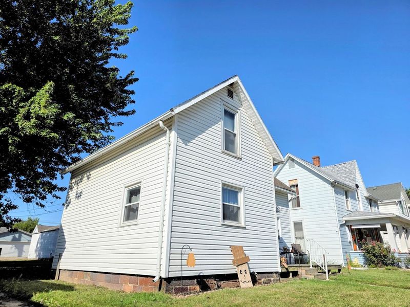 125 S Beech Street, Saint Marys, OH 45885 Photo 2