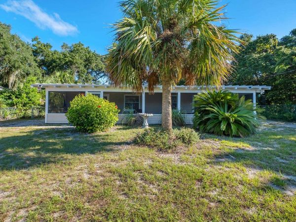 637 Mariner Circle, Alligator Point, FL 32346