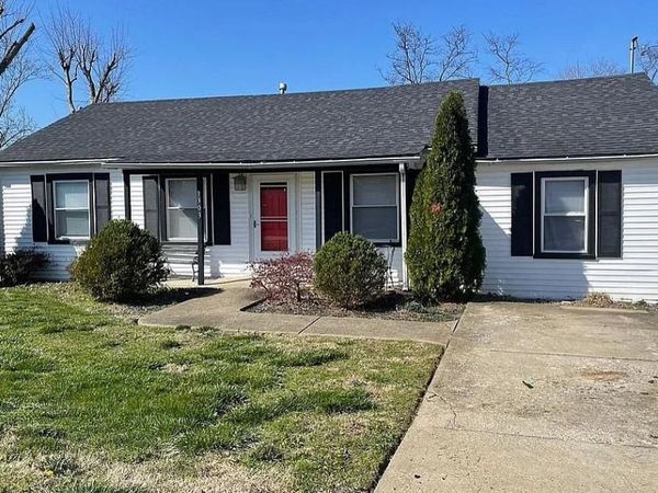 1303 Collett Lane, Bowling Green, KY 42103