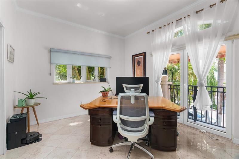 70 Isle Of Venice, Unit 203, Fort Lauderdale, FL 33301 Photo