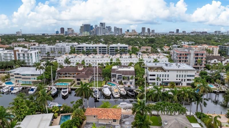 70 Isle Of Venice, Unit 203, Fort Lauderdale, FL 33301 Photo