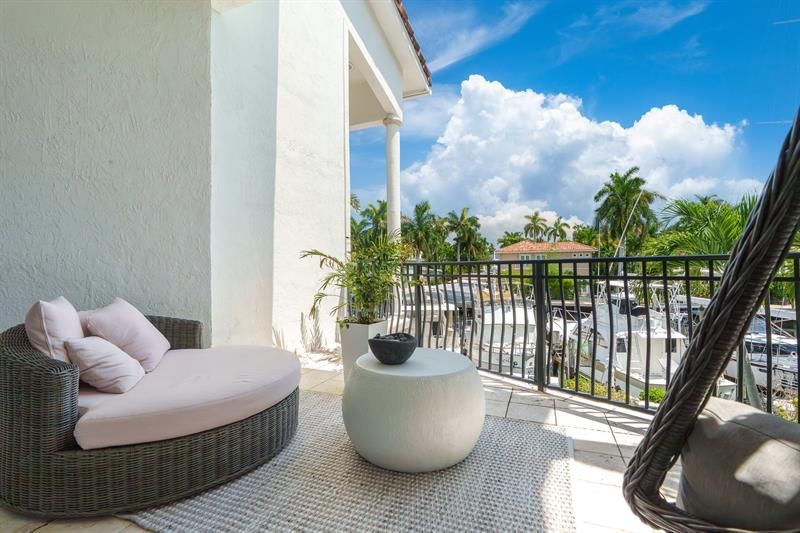 70 Isle Of Venice, Unit 203, Fort Lauderdale, FL 33301 Photo