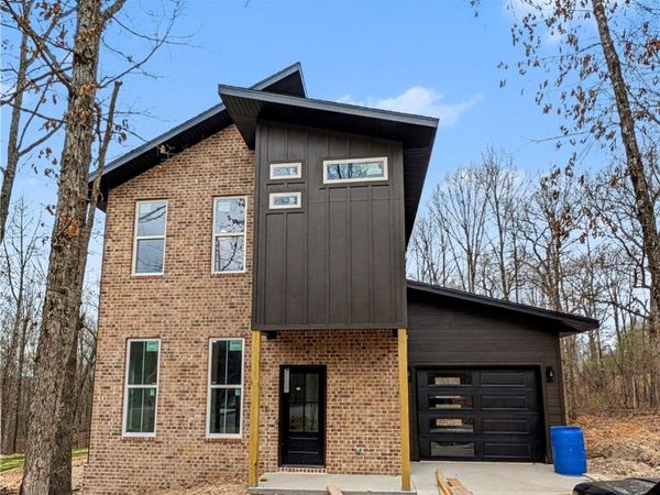 4 Hart Lane, Bella Vista, AR 72714