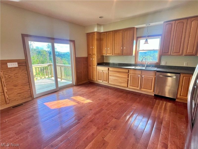 17583 Davis Ridge Road, Caldwell, OH 43724 Photo 11