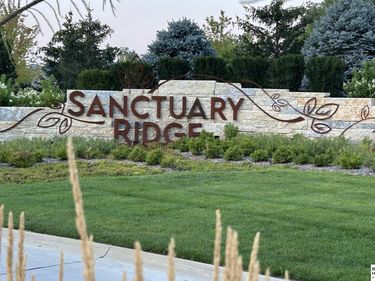 22407 Sanctuary Ridge Drive, Omaha, NE 68022