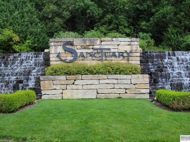 3330 S 226th Circle, Omaha, NE 68022