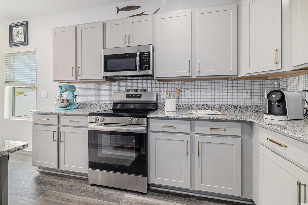 307 N Sandridgebury Dr. Photo 14