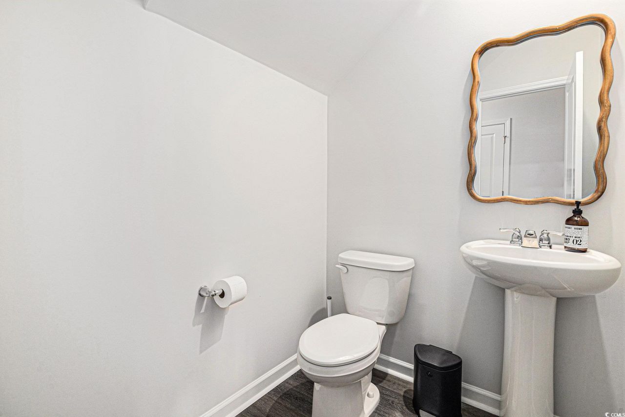 307 N Sandridgebury Dr. Photo 16