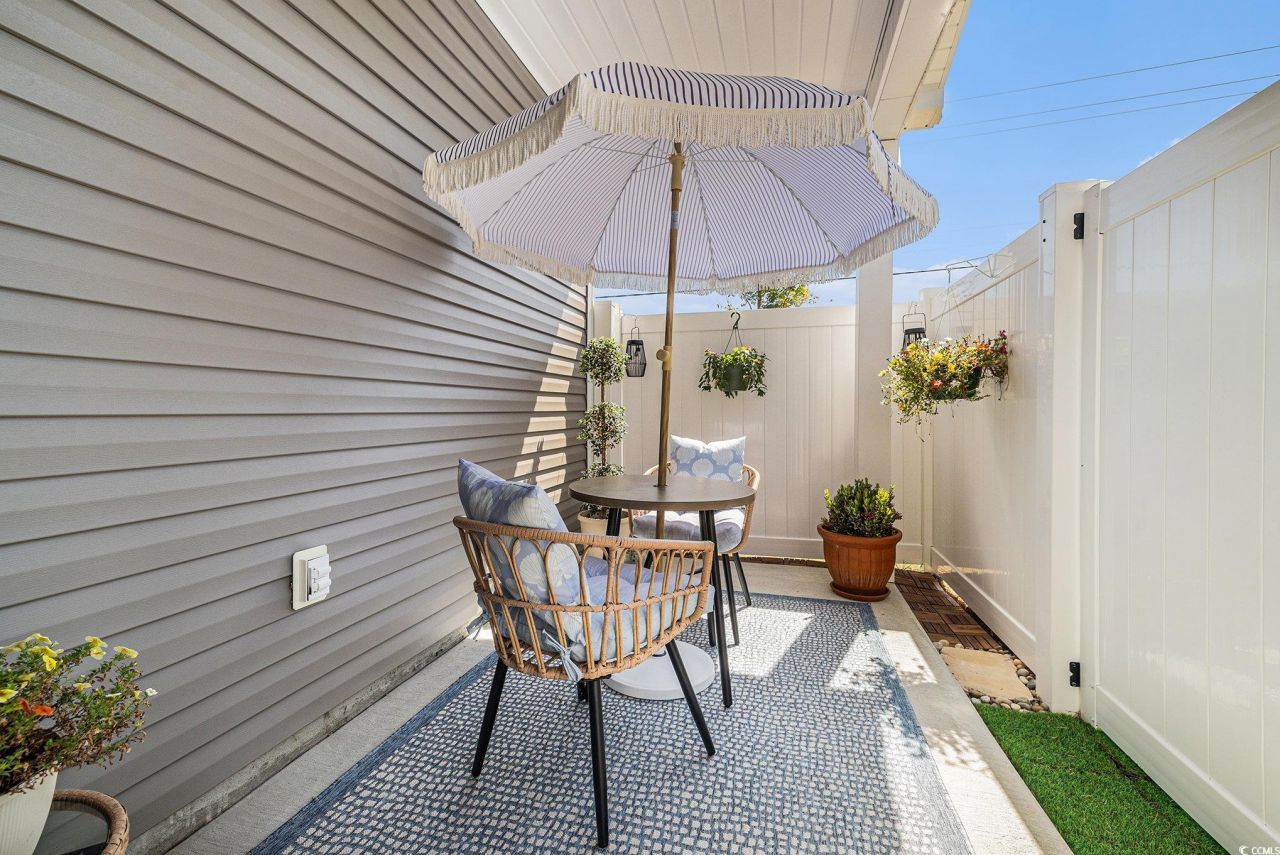 307 N Sandridgebury Dr. Photo 28