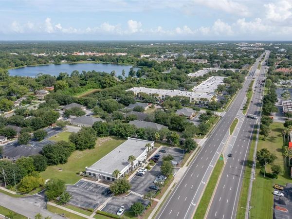 1802 N ALAFAYA TRAIL, ORLANDO, FL 32826