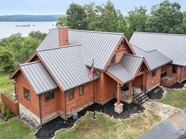 685 River Oaks, Big Sandy, TN 38221