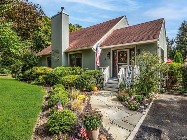 7 Eileen Circle, Jamesport, NY 11947