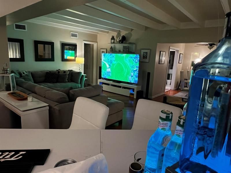 904 NE 20th, Fort Lauderdale, FL 33304 Photo