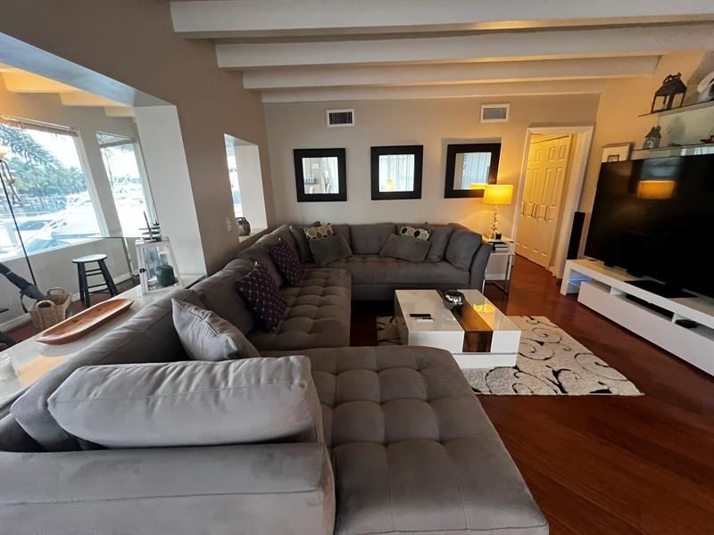 904 NE 20th, Fort Lauderdale, FL 33304 Photo