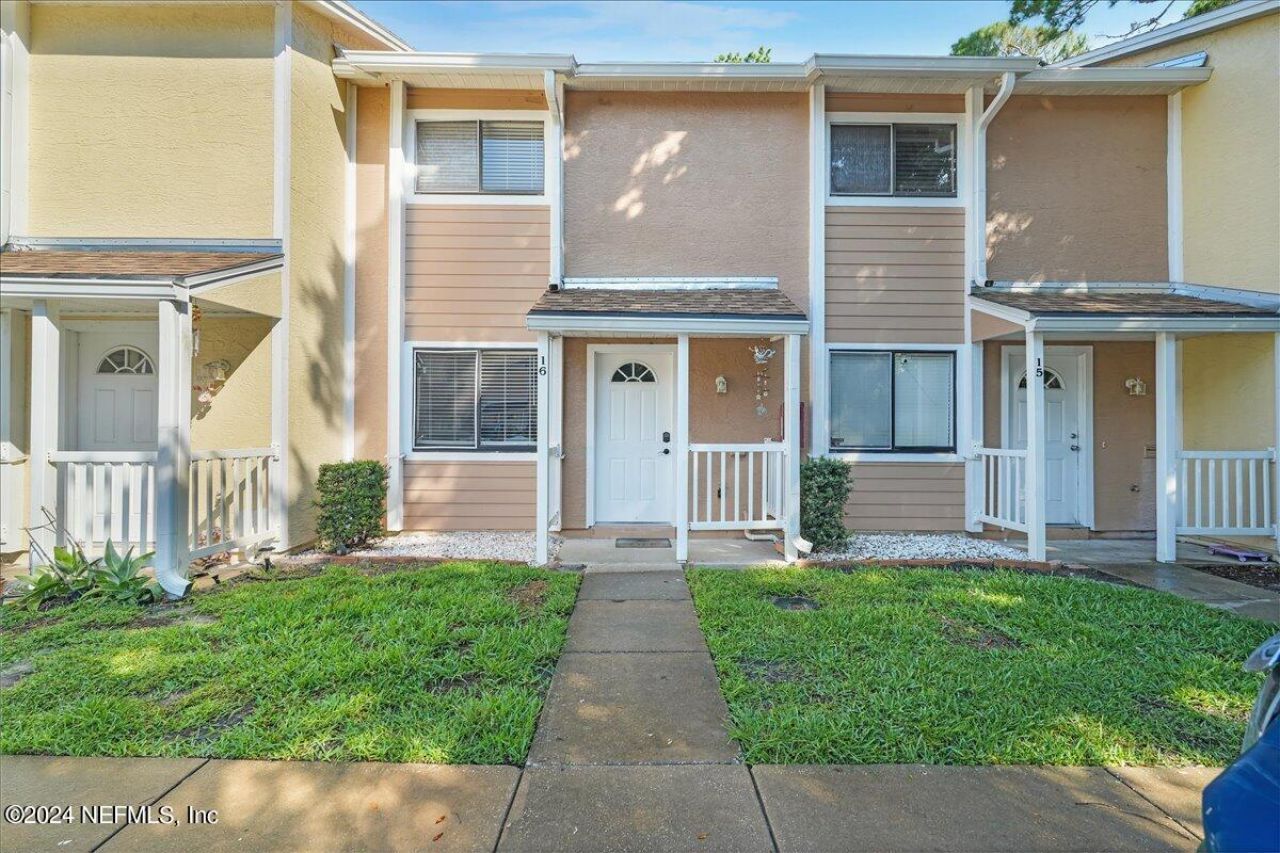 480 Reed Canal Road, Unit 16, South Daytona, FL 32119 Main Photo