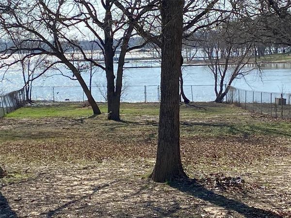 2833 Rodeo Drive, Quinlan, TX 75474