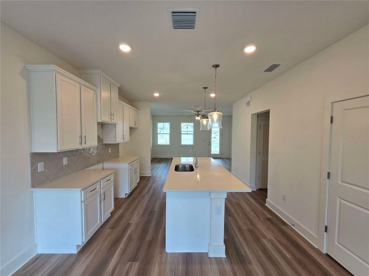 3836 Daybreak Run Loop, Spring Hill, FL 34609 Photo