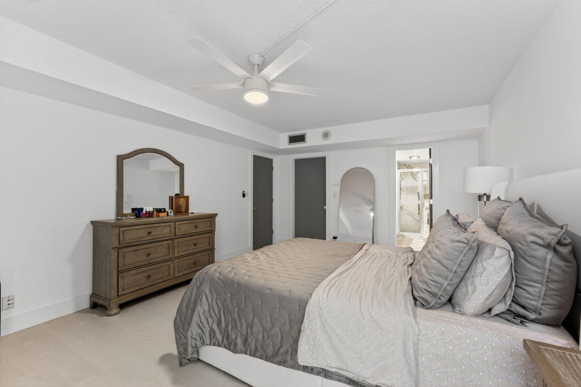 1370 S Ocean Boulevard, Unit 405, Pompano Beach, FL 33062 Photo