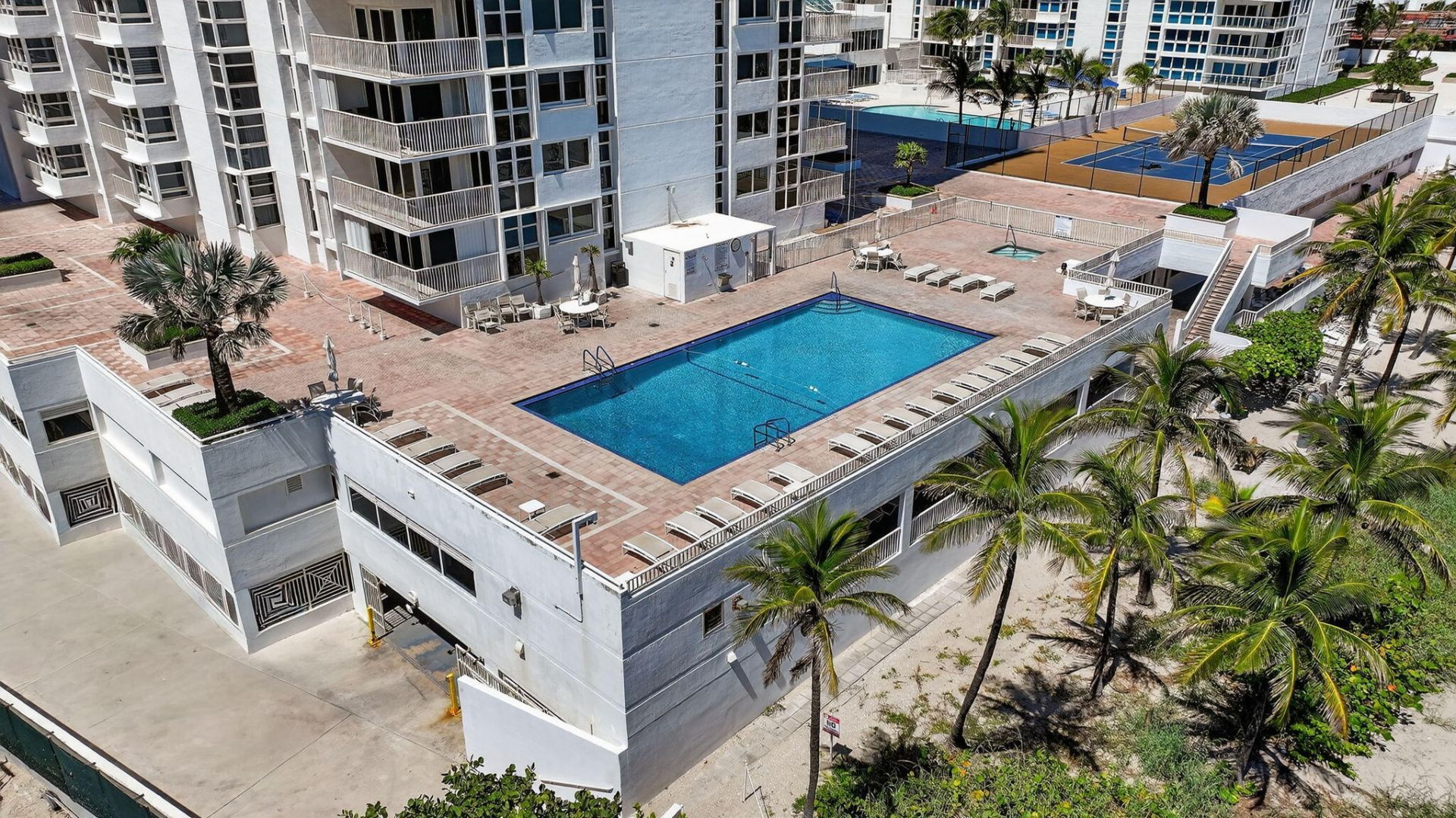 1370 S Ocean Boulevard, Unit 405, Pompano Beach, FL 33062 Photo