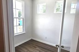 437 Cadbury Loop photo 4