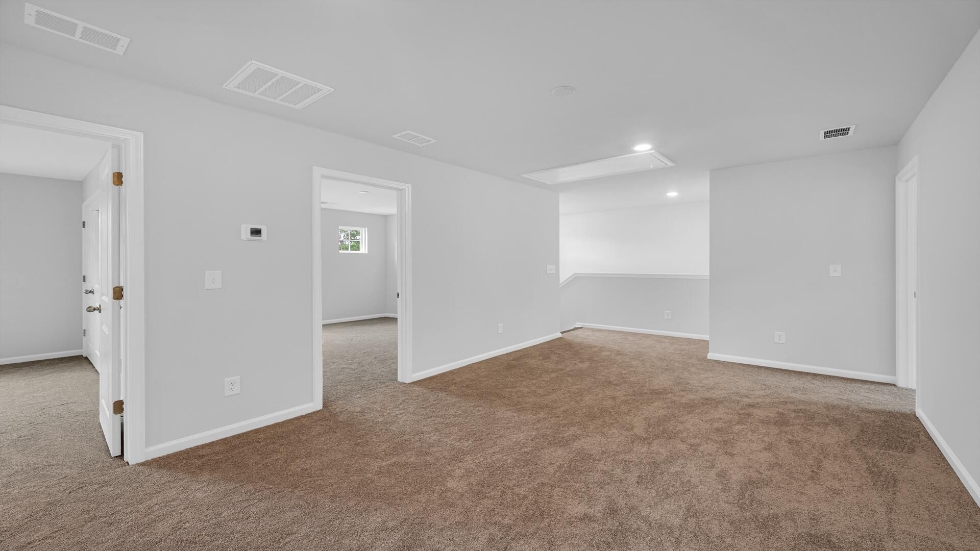 437 Cadbury Loop Photo 22