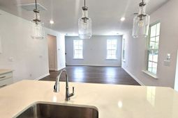 437 Cadbury Loop photo 4