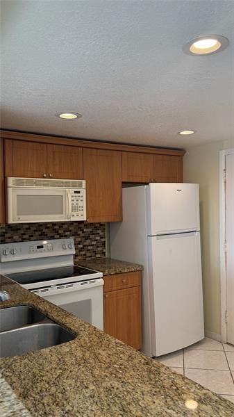 406 NW 68th Avenue, Unit 310, Plantation, FL 33317 Photo