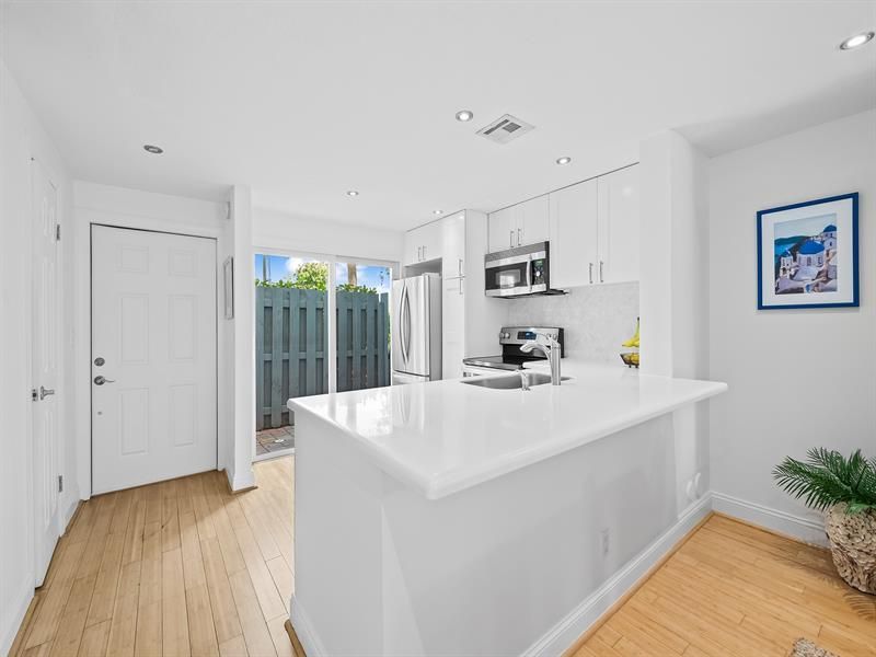 1989 NE 15th Avenue, Unit 1989, Fort Lauderdale, FL 33305 Photo