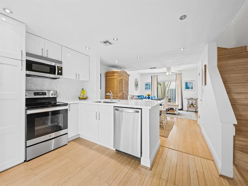 1989 NE 15th Avenue, Unit 1989, Fort Lauderdale, FL 33305 Photo