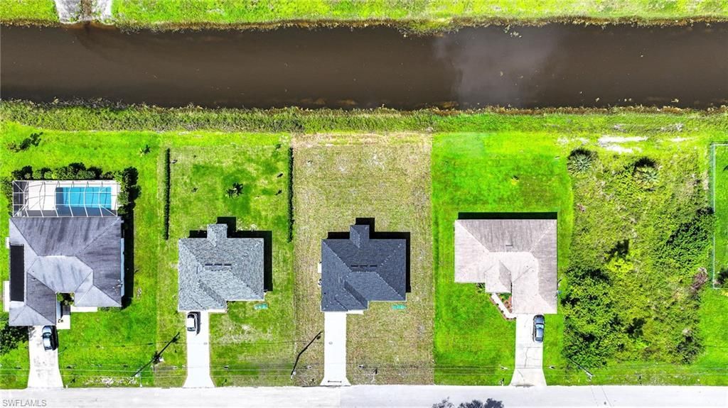 921 Sterling St E, Lehigh Acres, FL 33974 Photo